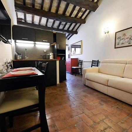 Grotte - Campo De' Fiori Apartment Rome Bagian luar foto