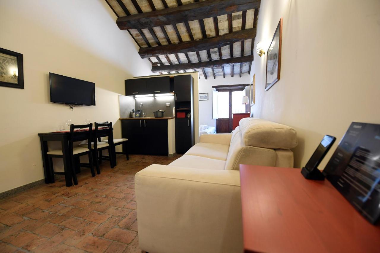 Grotte - Campo De' Fiori Apartment Rome Bagian luar foto