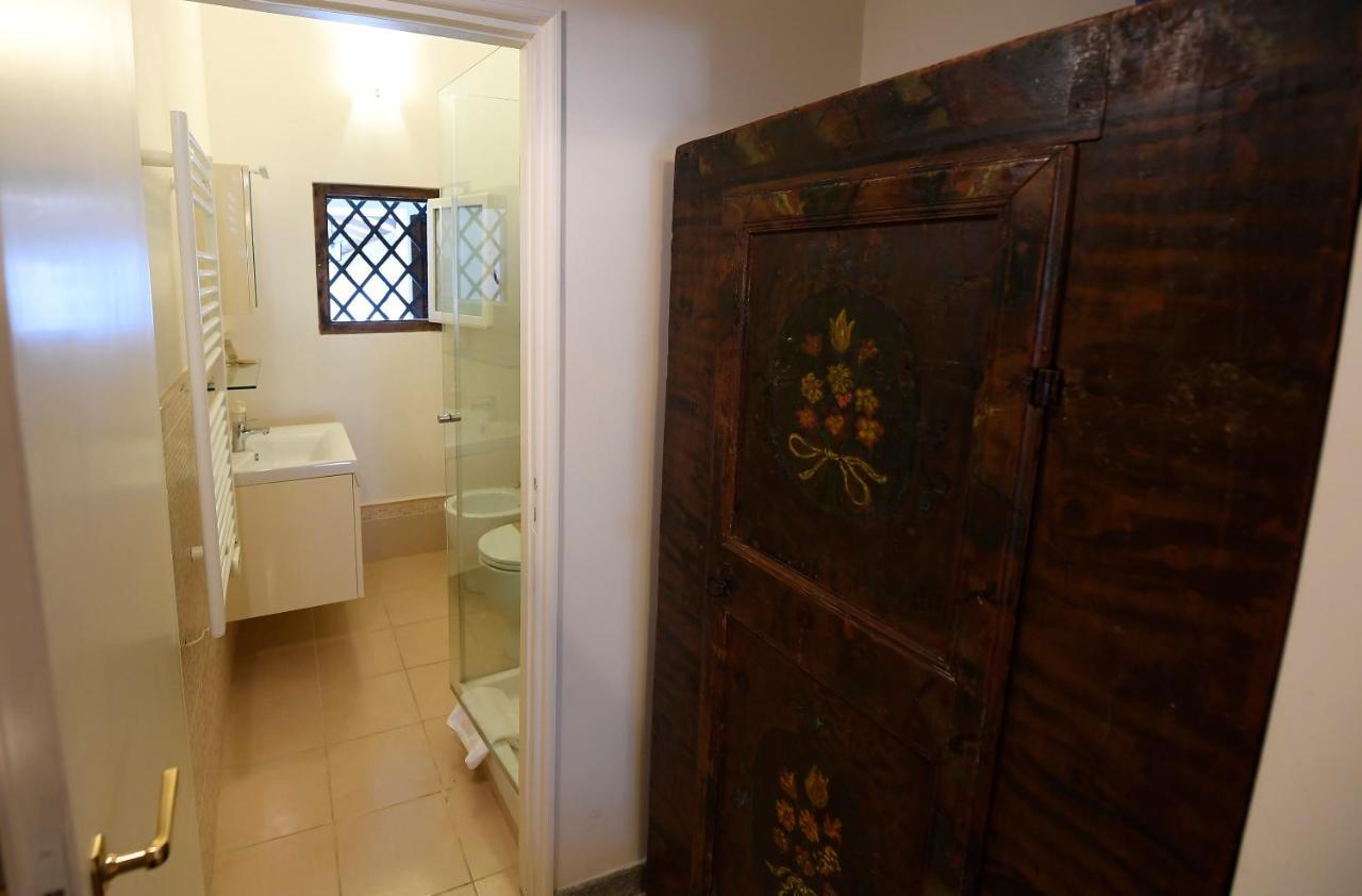Grotte - Campo De' Fiori Apartment Rome Bagian luar foto