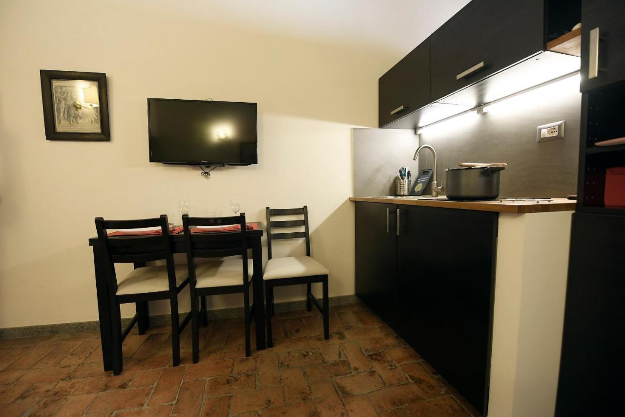 Grotte - Campo De' Fiori Apartment Rome Bagian luar foto