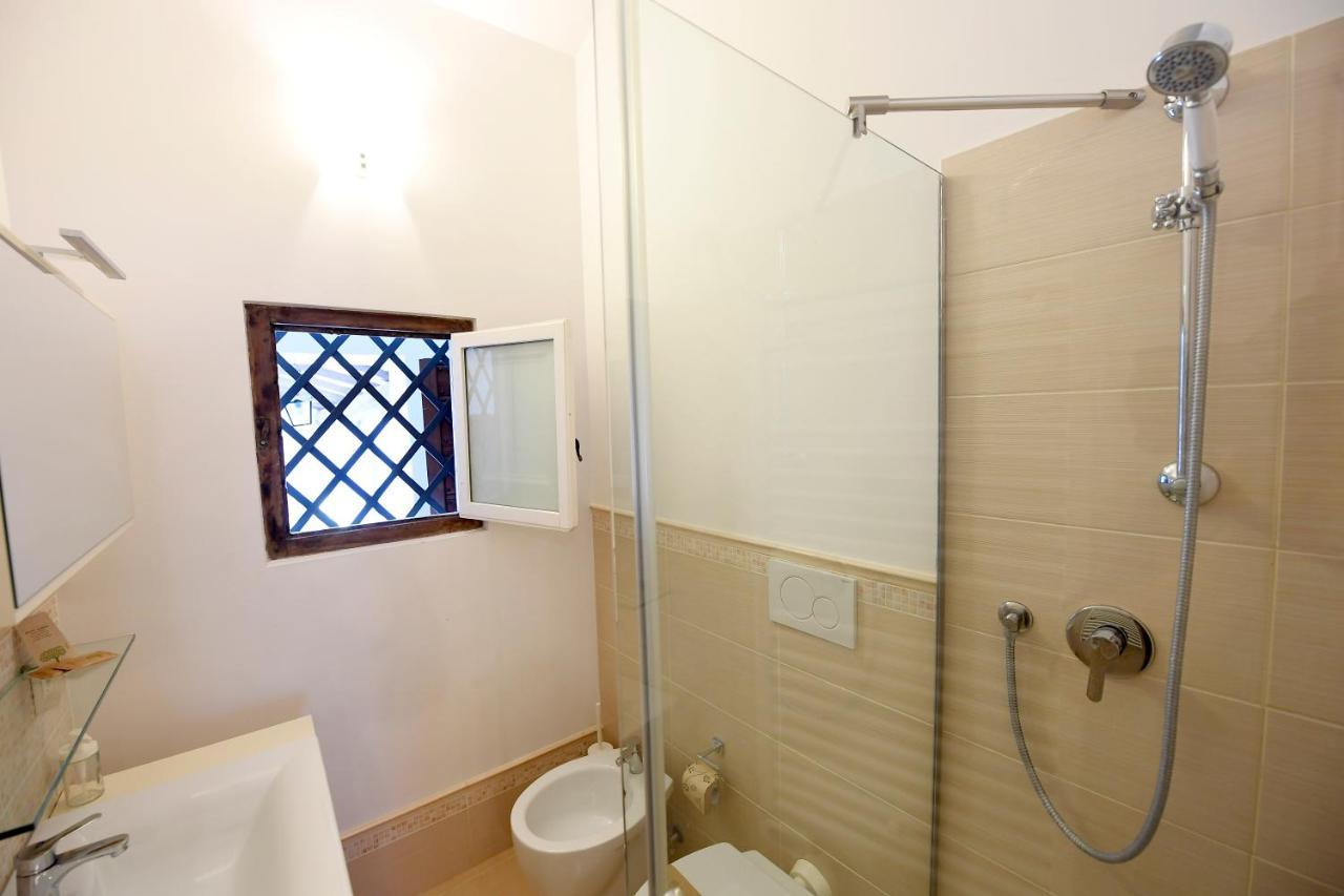 Grotte - Campo De' Fiori Apartment Rome Bagian luar foto